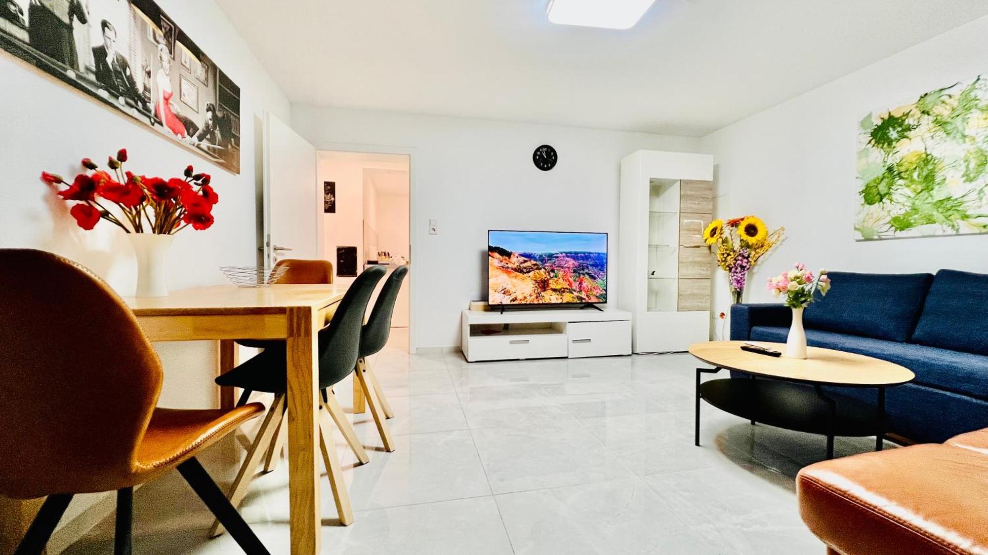 Emily'S Apartment Blaustein Bagian luar foto